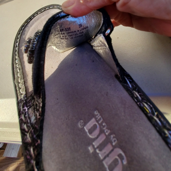 Like New Alegria "Carina" Women's Sandals - Picture 10 of 12
